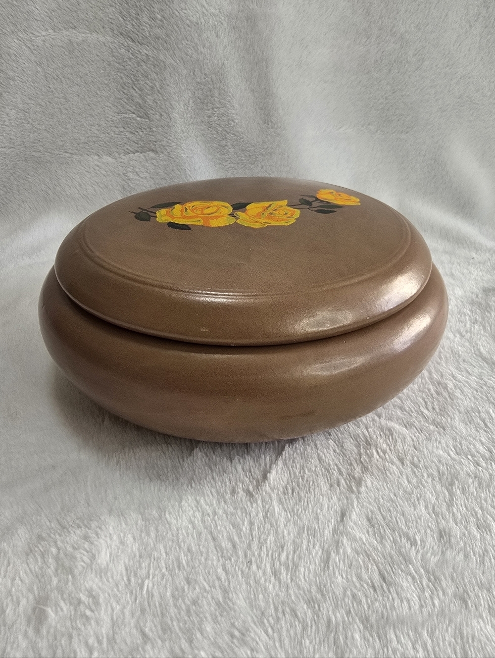 Vintage 70s Brown Round Ceramic Jewelry Box with Hand-Painted Yellow Roses